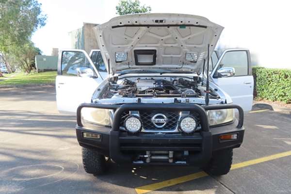 2005 Nissan Patrol ST-S GU IV