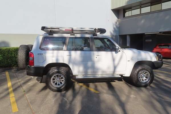 2005 Nissan Patrol ST-S GU IV