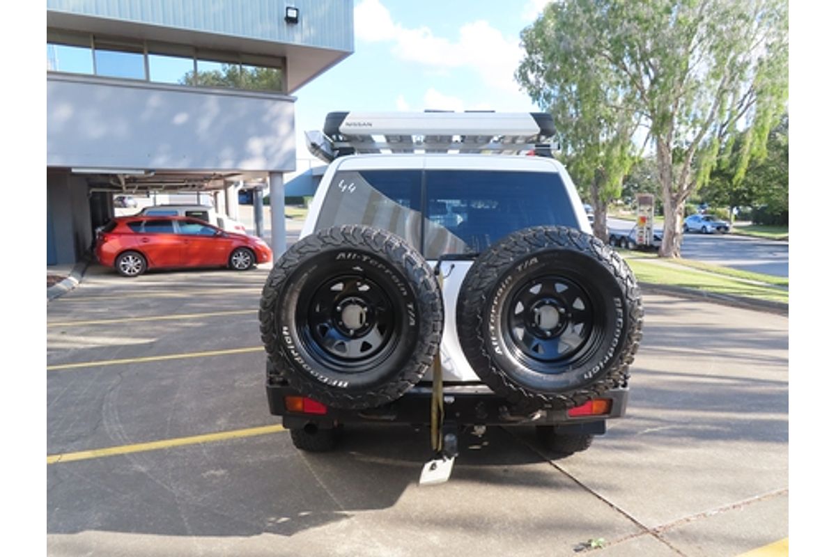 2005 Nissan Patrol ST-S GU IV