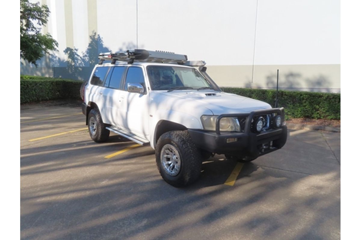 2005 Nissan Patrol ST-S GU IV
