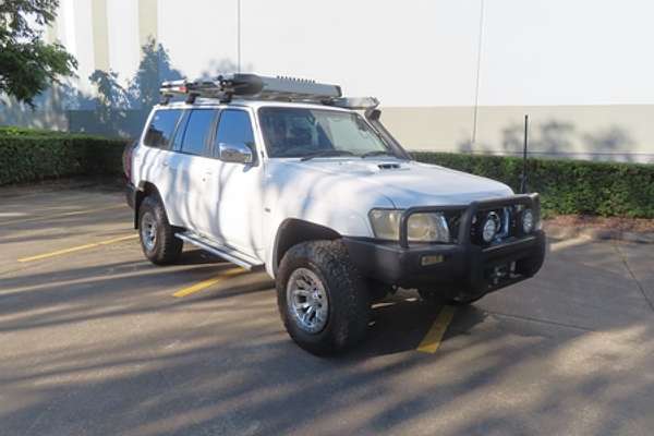 2005 Nissan Patrol ST-S GU IV