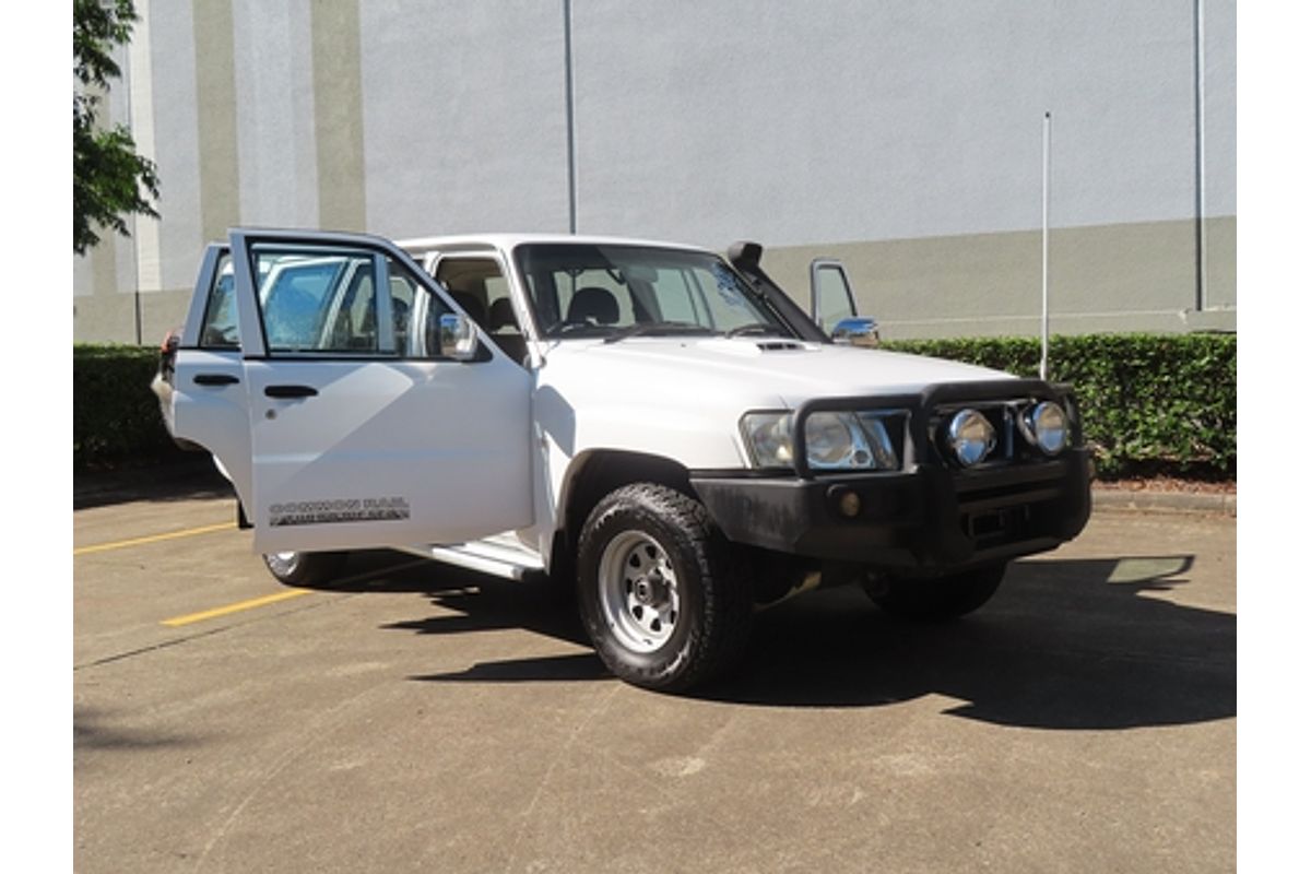 2010 Nissan Patrol DX GU 7