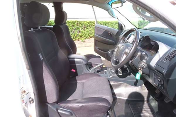 2015 Toyota Hilux SR KUN26R 4X4