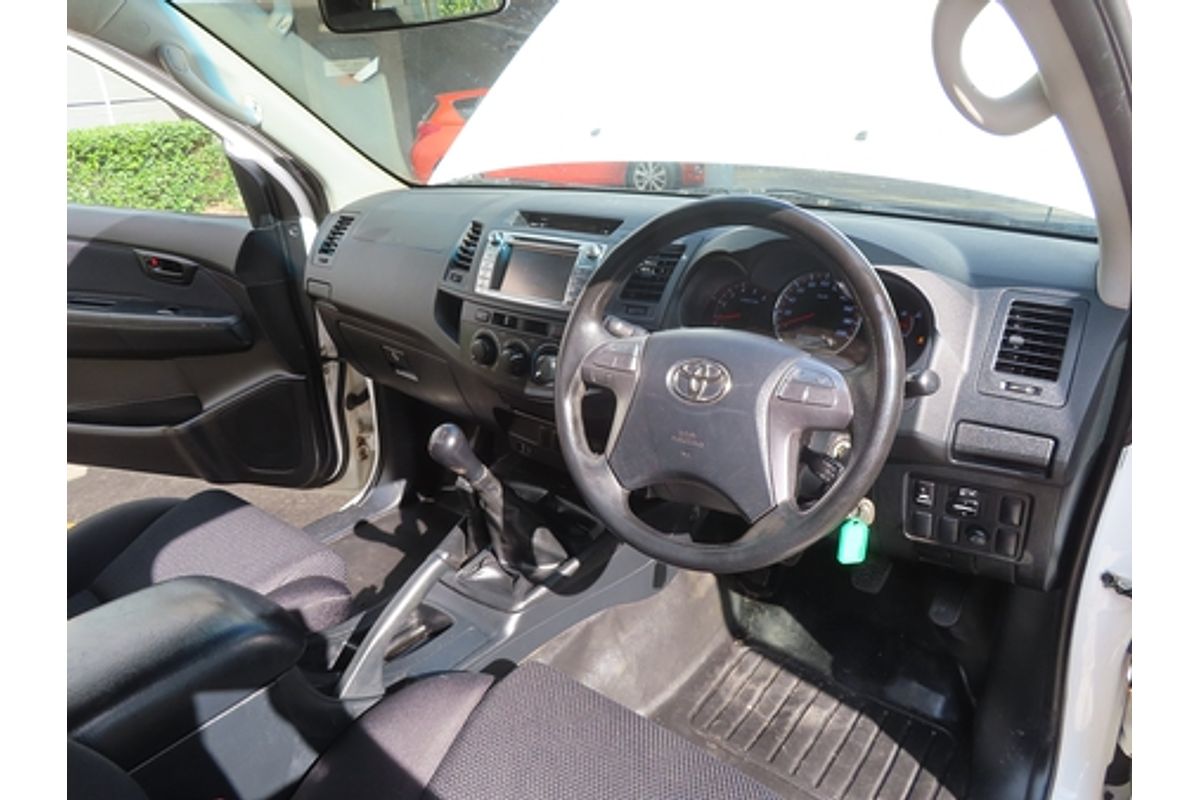2015 Toyota Hilux SR KUN26R 4X4
