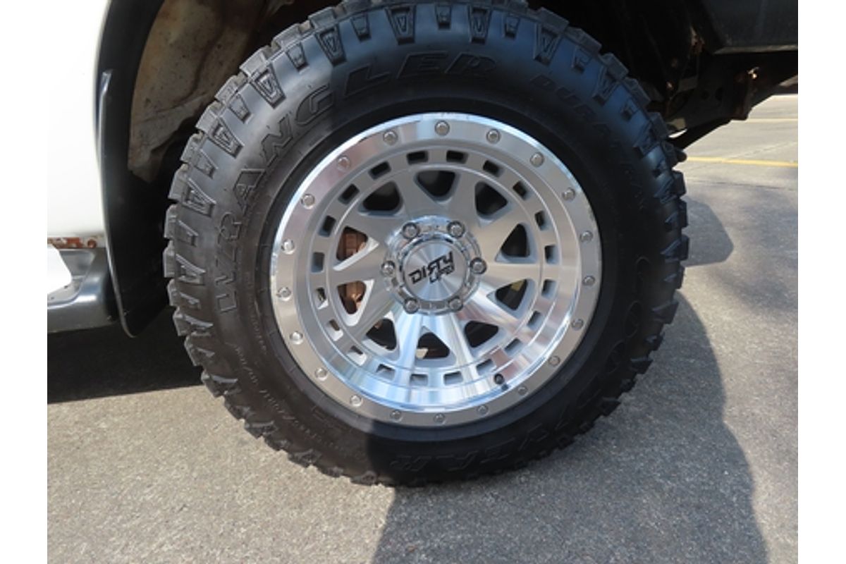 2015 Toyota Hilux SR KUN26R 4X4