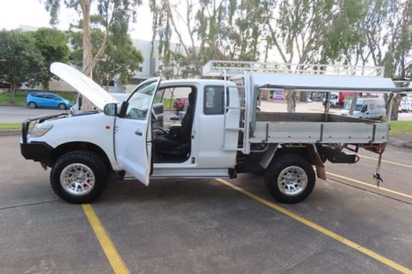 2015 Toyota Hilux SR KUN26R 4X4