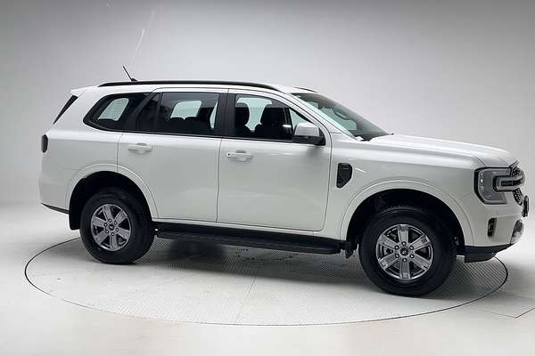 2024 Ford Everest Ambiente 2.0L
