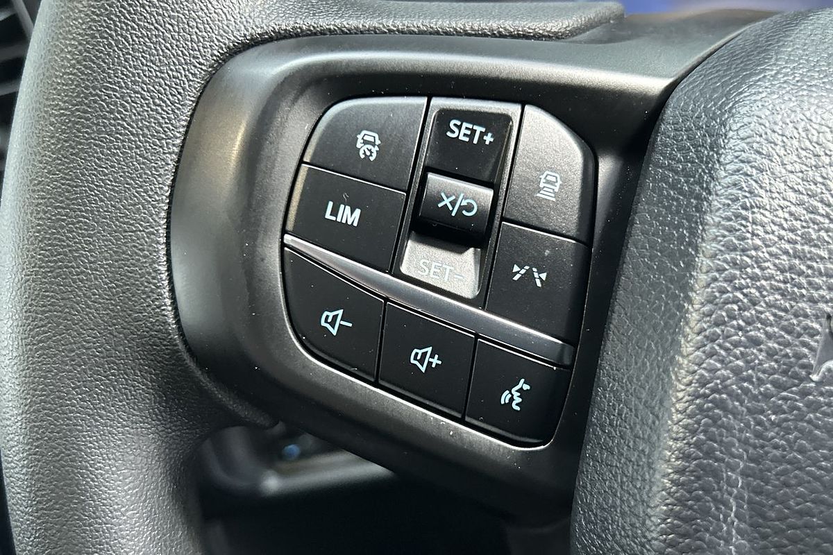 2024 Ford Everest Ambiente 2.0L