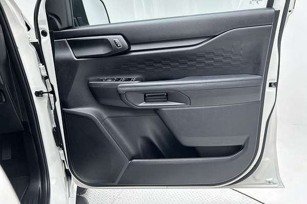 2024 Ford Everest Ambiente 2.0L