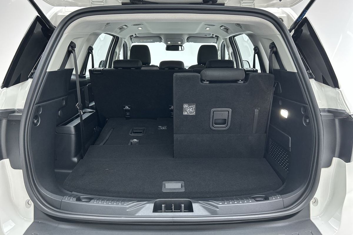 2024 Ford Everest Ambiente 2.0L