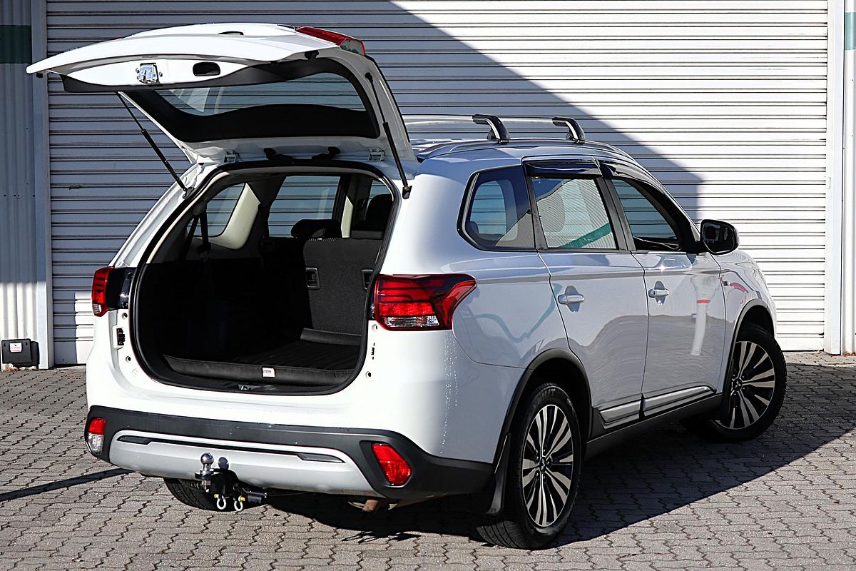 2018 Mitsubishi Outlander ES ZL