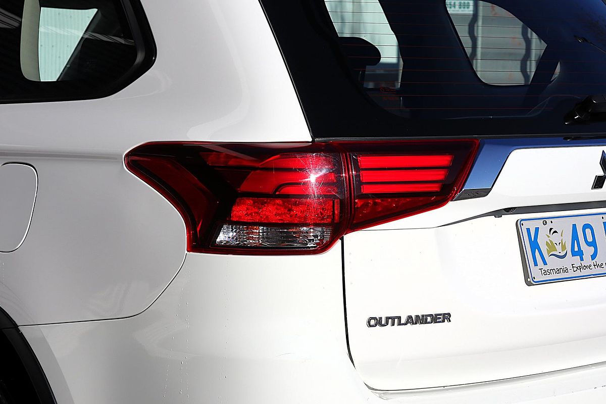 2018 Mitsubishi Outlander ES ZL