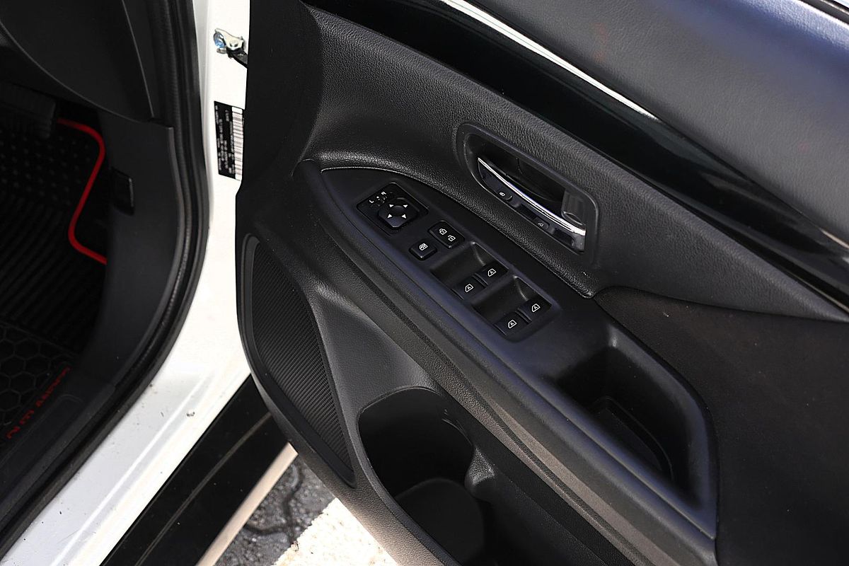 2018 Mitsubishi Outlander ES ZL