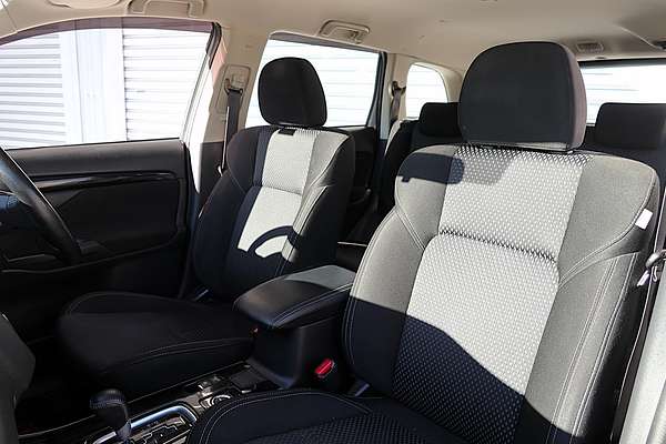 2018 Mitsubishi Outlander ES ZL