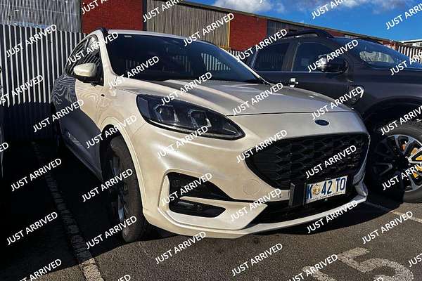 2022 Ford Escape ST-Line ZH