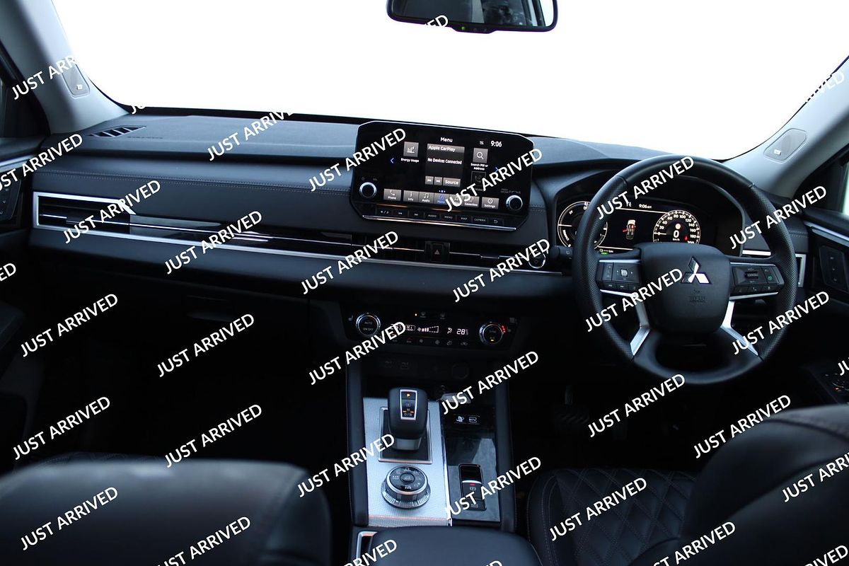 2024 Mitsubishi Outlander PHEV Exceed ZM