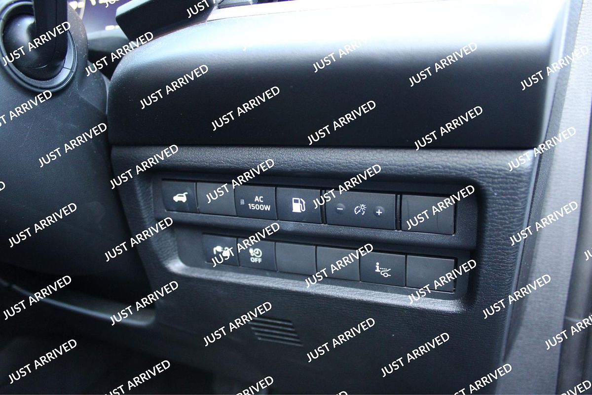 2024 Mitsubishi Outlander PHEV Exceed ZM