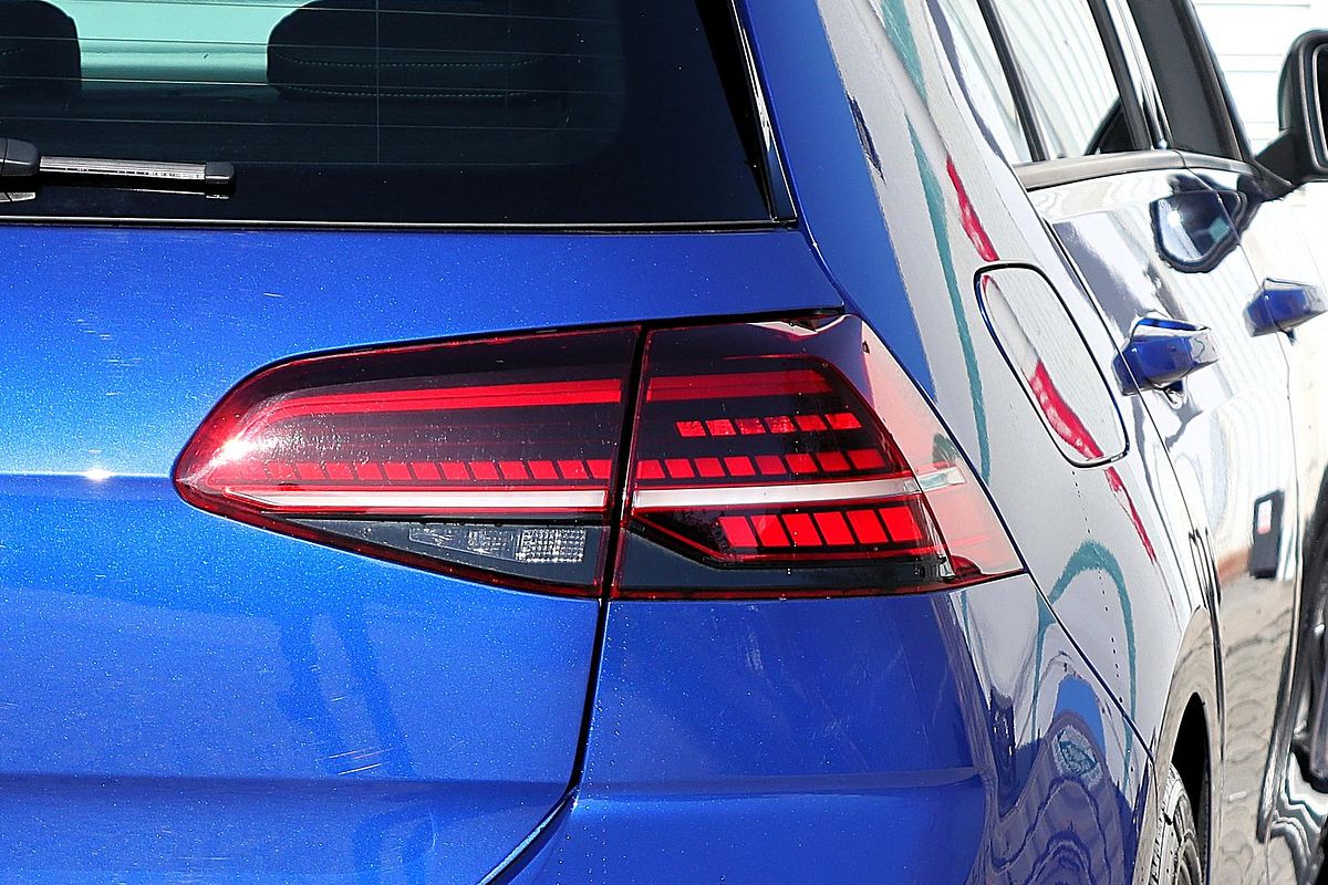 2019 Volkswagen Golf R 7.5