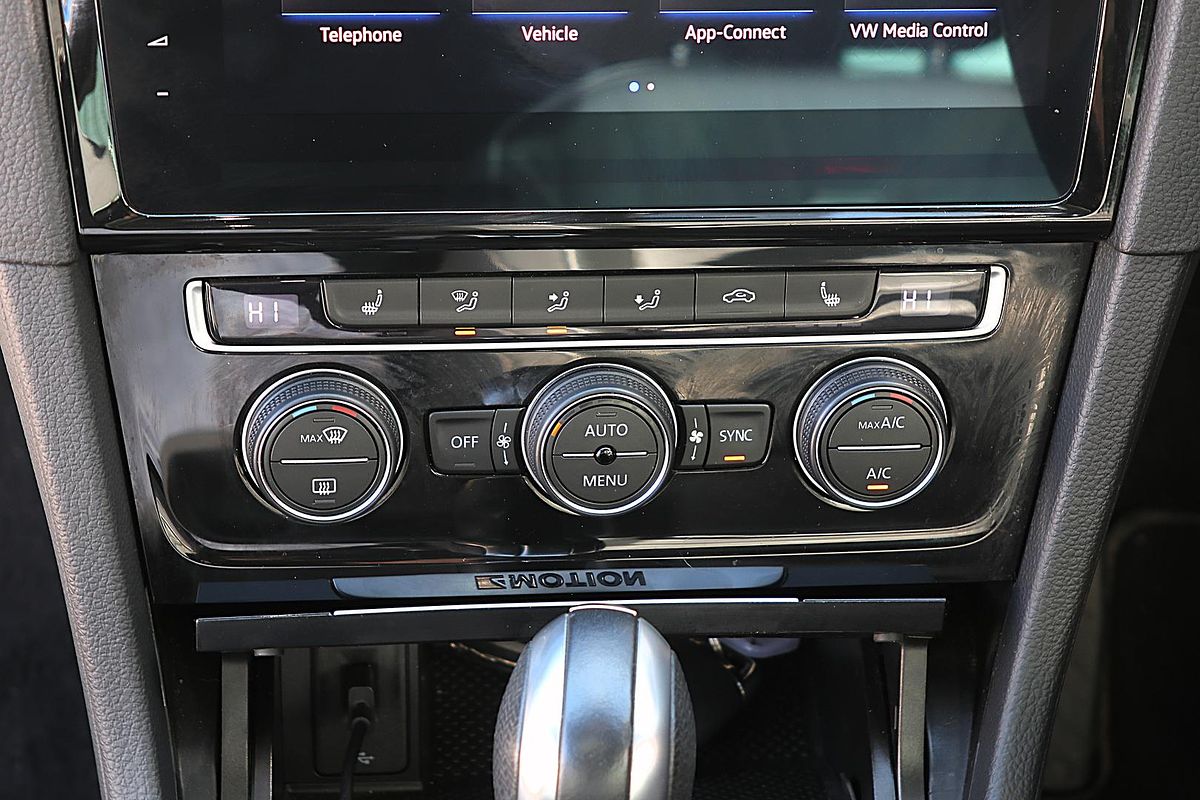 2019 Volkswagen Golf R 7.5