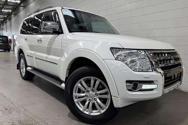 2020 Mitsubishi Pajero Exceed NX