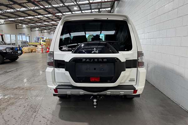2020 Mitsubishi Pajero Exceed NX