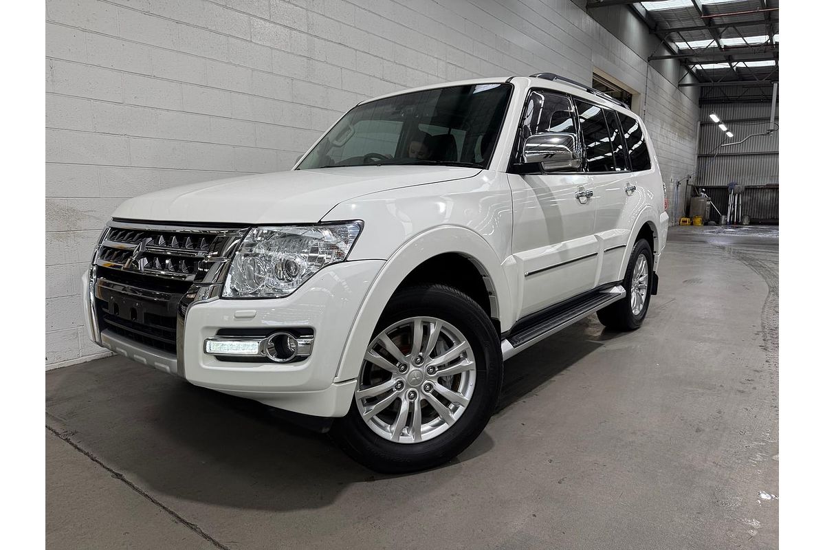 2020 Mitsubishi Pajero Exceed NX