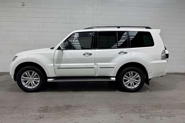 2020 Mitsubishi Pajero Exceed NX