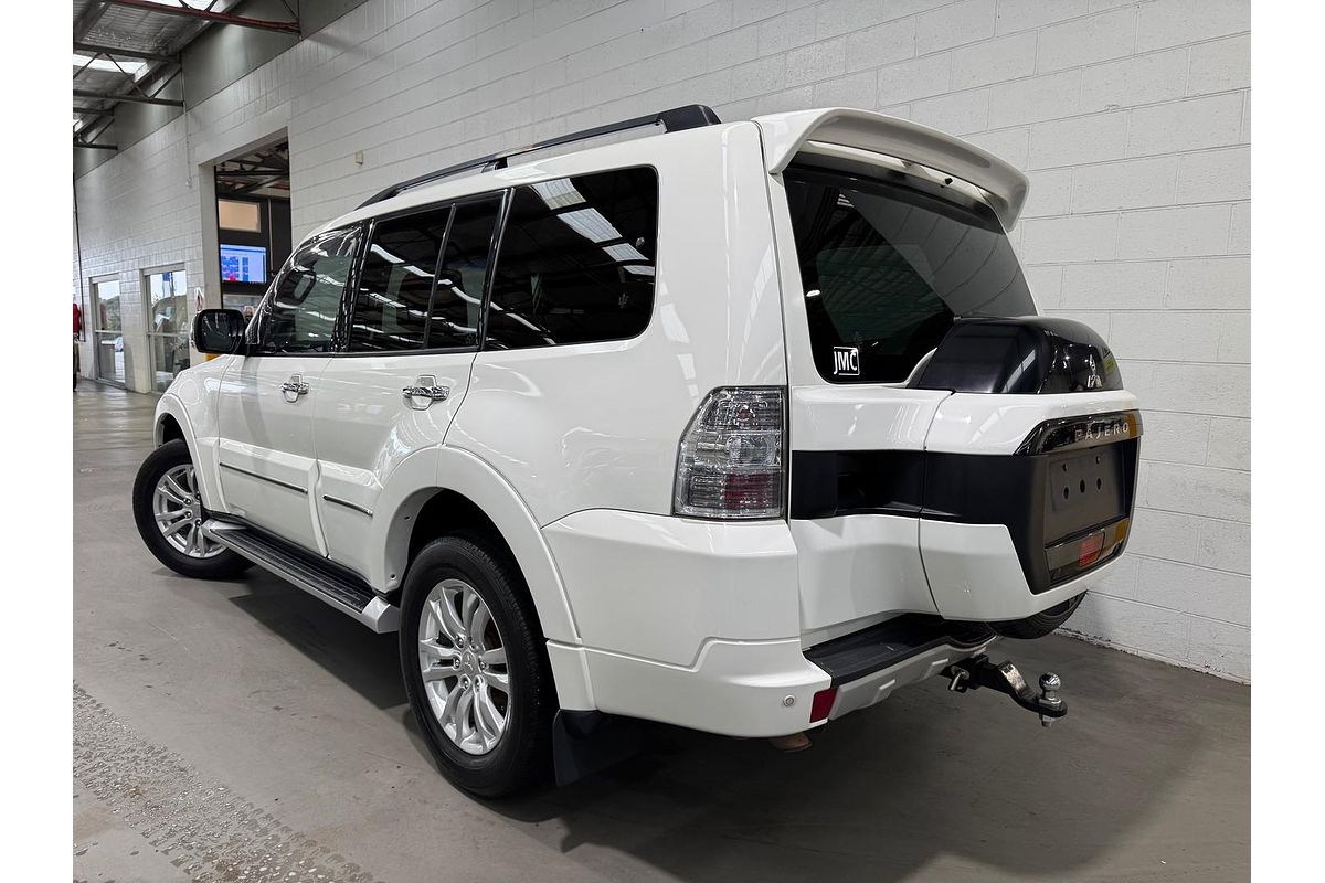 2020 Mitsubishi Pajero Exceed NX