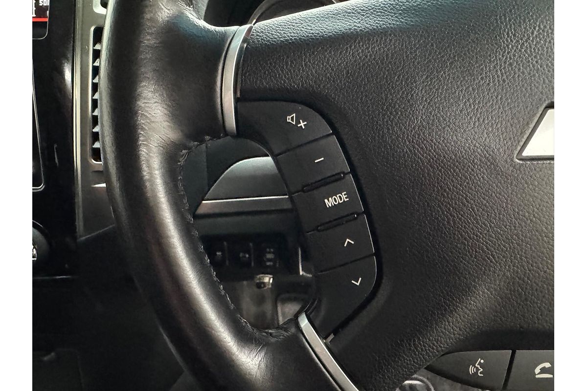 2020 Mitsubishi Pajero Exceed NX