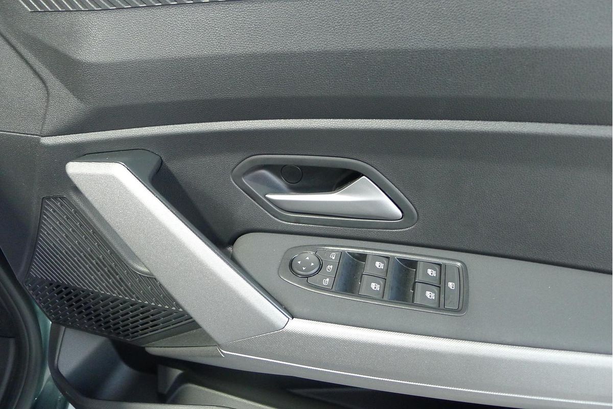 2025 Renault Duster Techno X1311