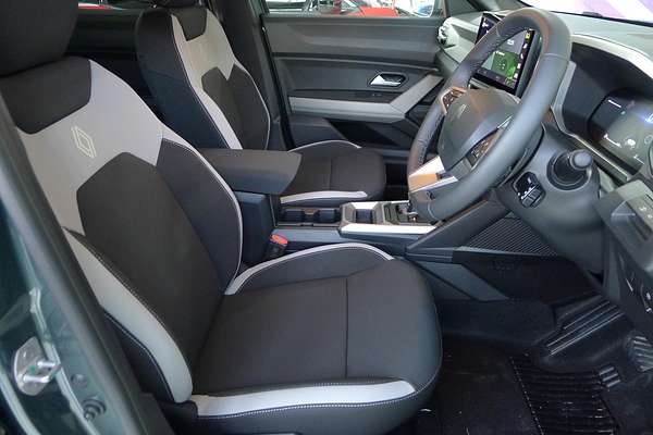 2025 Renault Duster Techno X1311