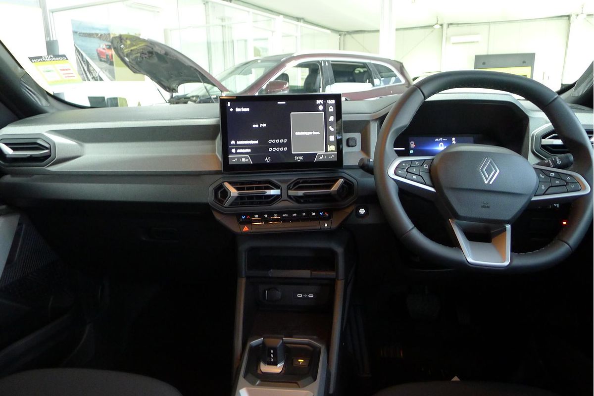 2025 Renault Duster Techno X1311