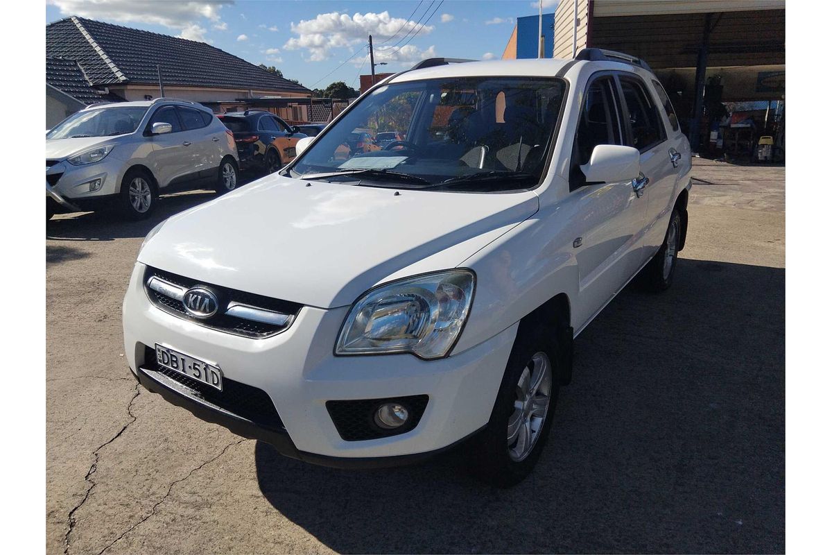 2009 Kia Sportage LX KM2