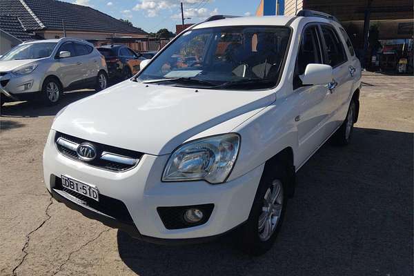 2009 Kia Sportage LX KM2
