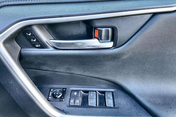 2022 Toyota RAV4 Cruiser AXAH54R