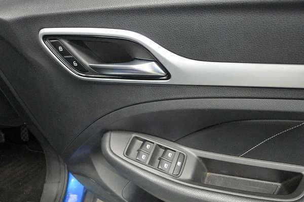 2018 MG ZS Essence AZS1