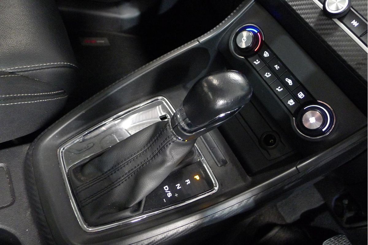2018 MG ZS Essence AZS1
