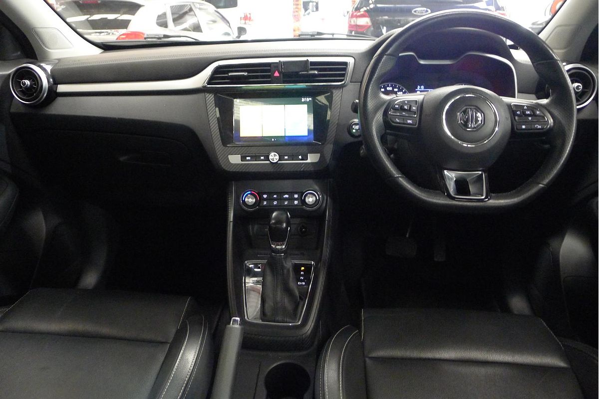 2018 MG ZS Essence AZS1