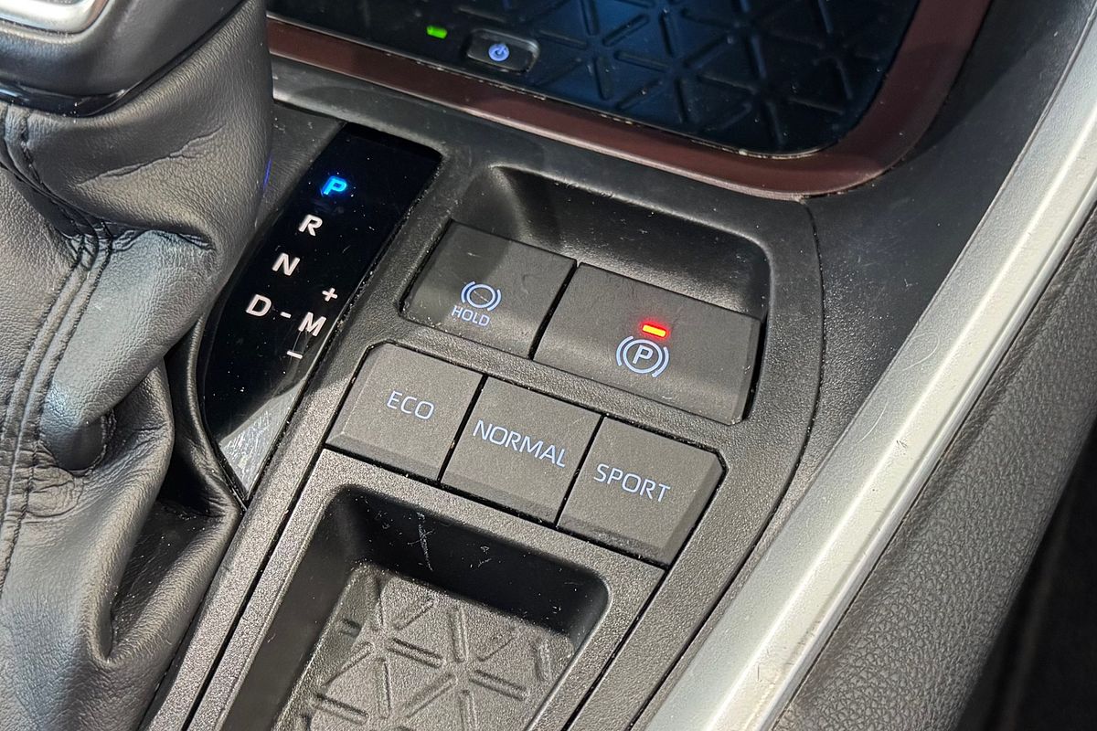 2020 Toyota RAV4 Cruiser MXAA52R