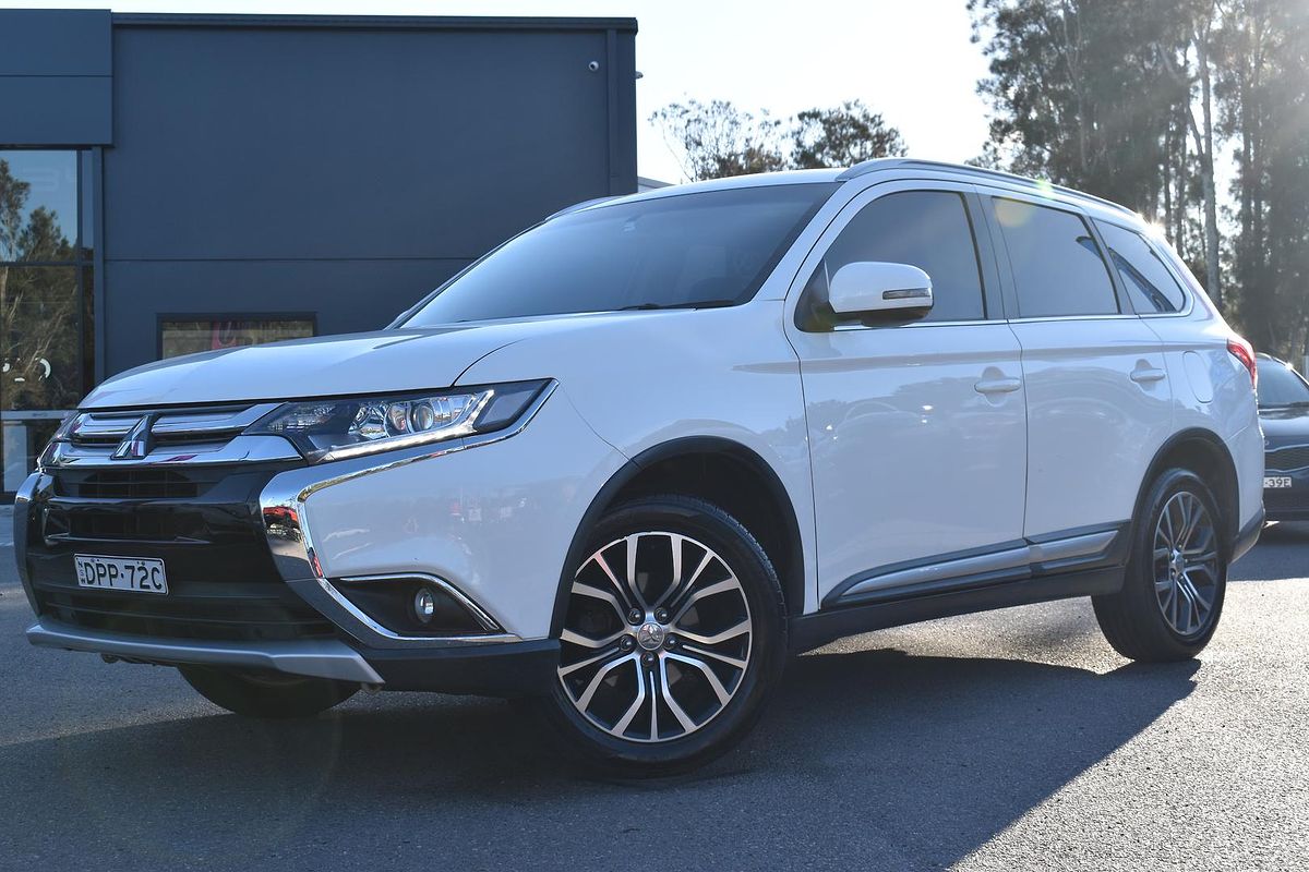 2017 Mitsubishi Outlander LS Safety Pack ZK