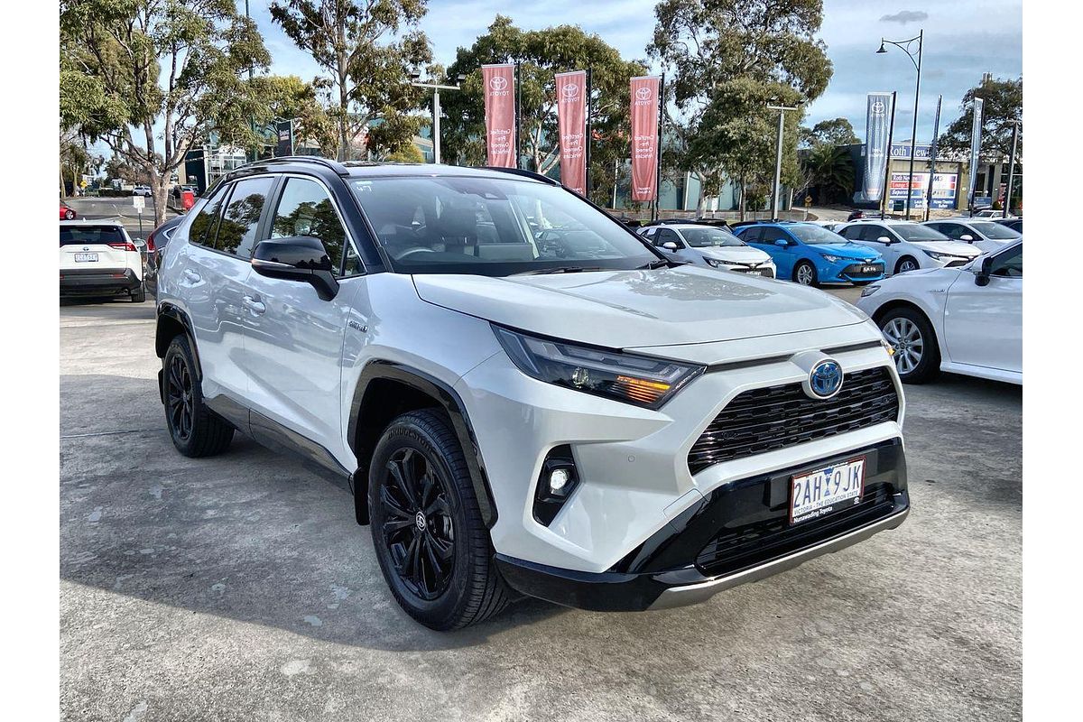 2024 Toyota RAV4 XSE AXAH52R