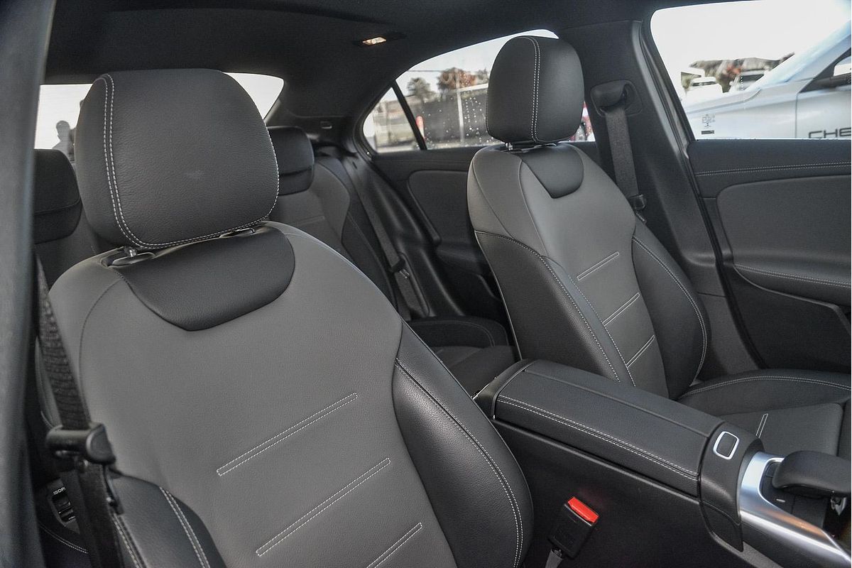2020 Mercedes-Benz A-Class A35 AMG V177