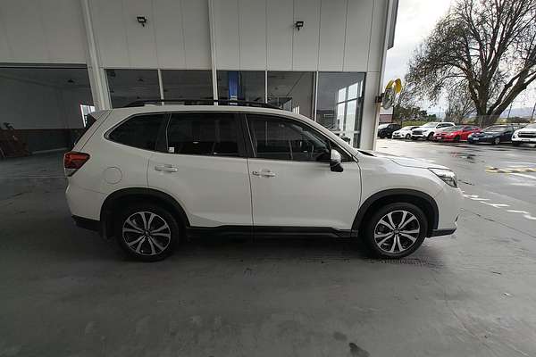 2020 Subaru Forester 2.5i Premium S5