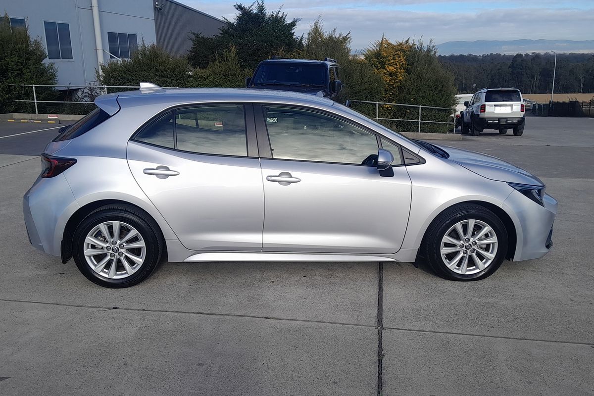 2022 Toyota Corolla Ascent Sport MZEA12R