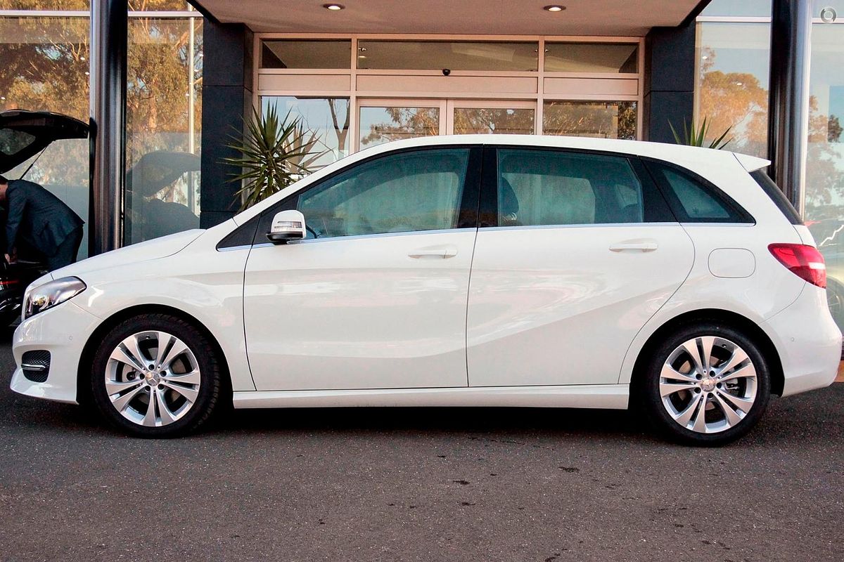 2016 Mercedes-Benz B-Class B200 W246