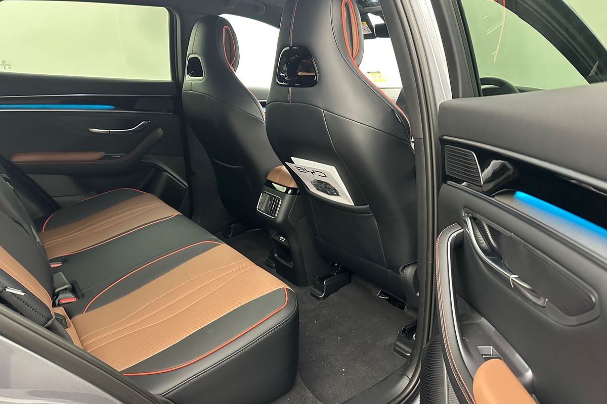 2025 BYD SEALION 6 Essential