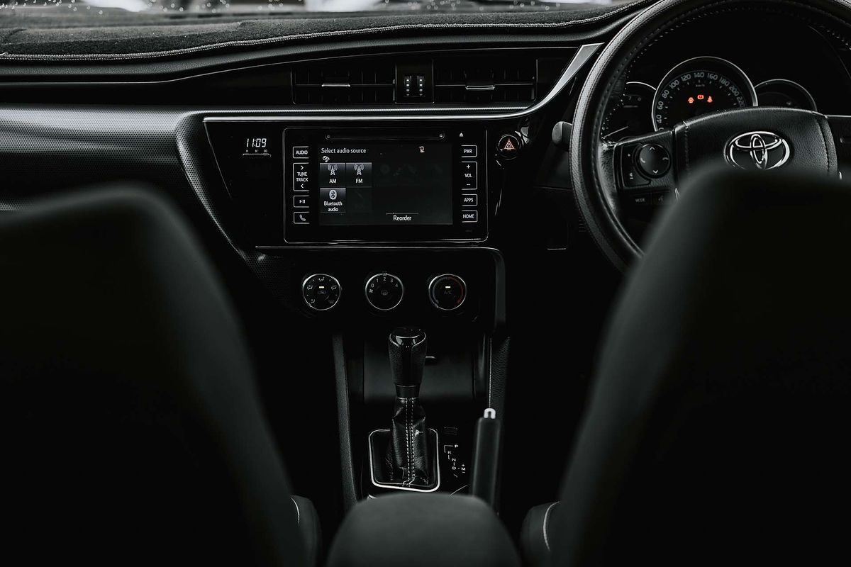 2016 Toyota Corolla Ascent Sport ZRE182R