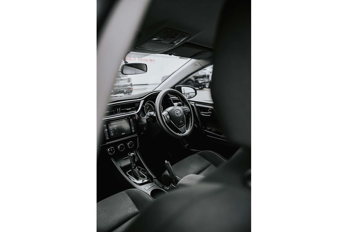 2016 Toyota Corolla Ascent Sport ZRE182R