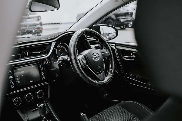 2016 Toyota Corolla Ascent Sport ZRE182R