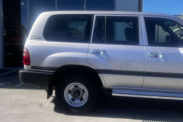 1999 Toyota Landcruiser GXL FZJ105R